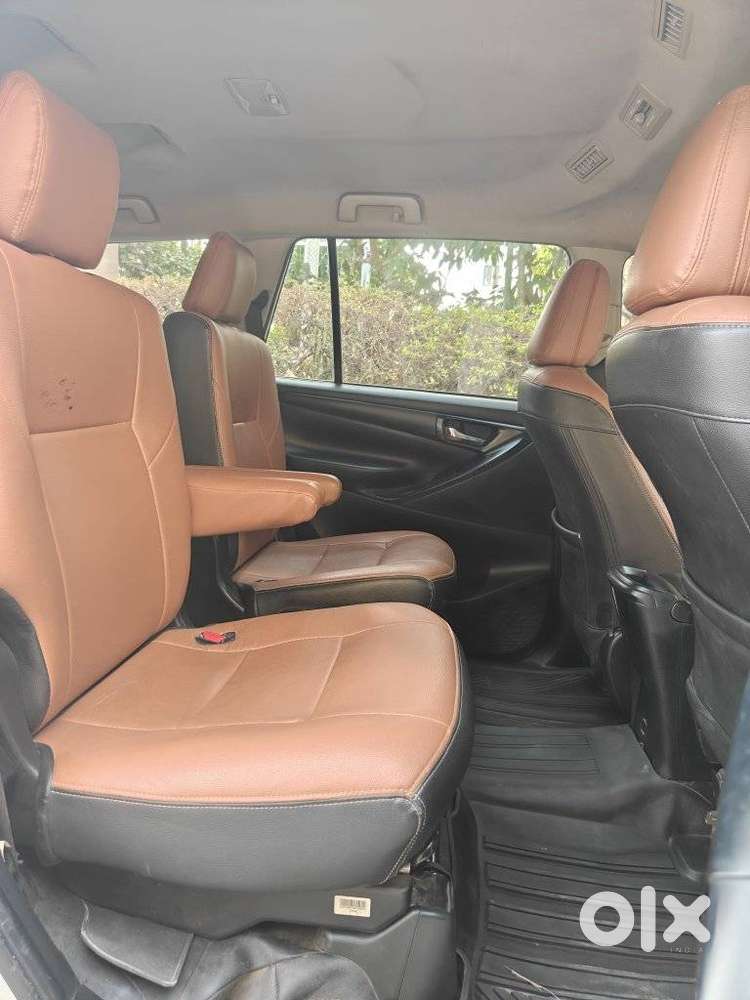 Toyota Innova Crysta 2.4 Gx Limited Edition At 7 Str, 2022, Diesel