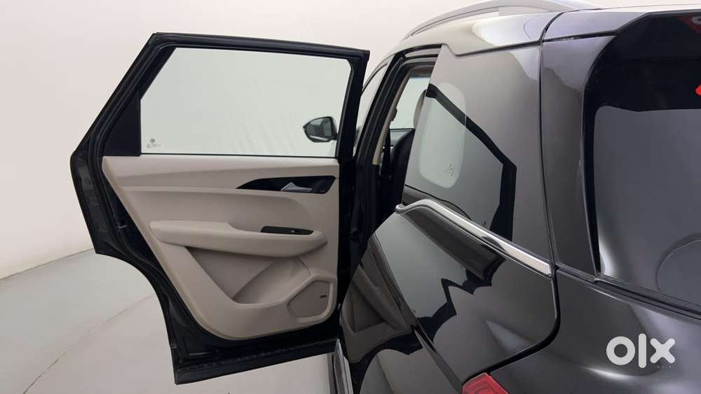 Mg Hector 1.5 Hybrid Sharp, 2021