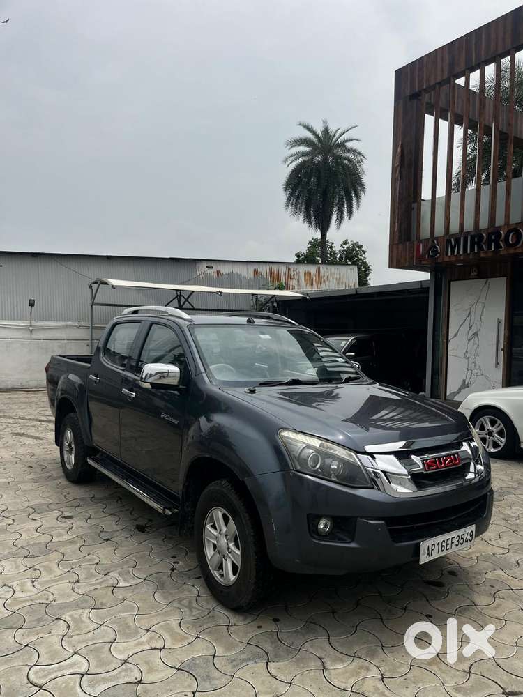 Isuzu V-cross Z 4x4 Mt, 2017, Diesel