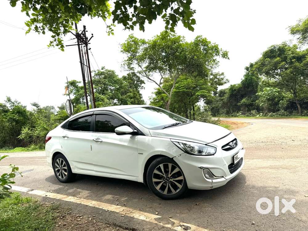 Hyundai Fluidic Verna 2014