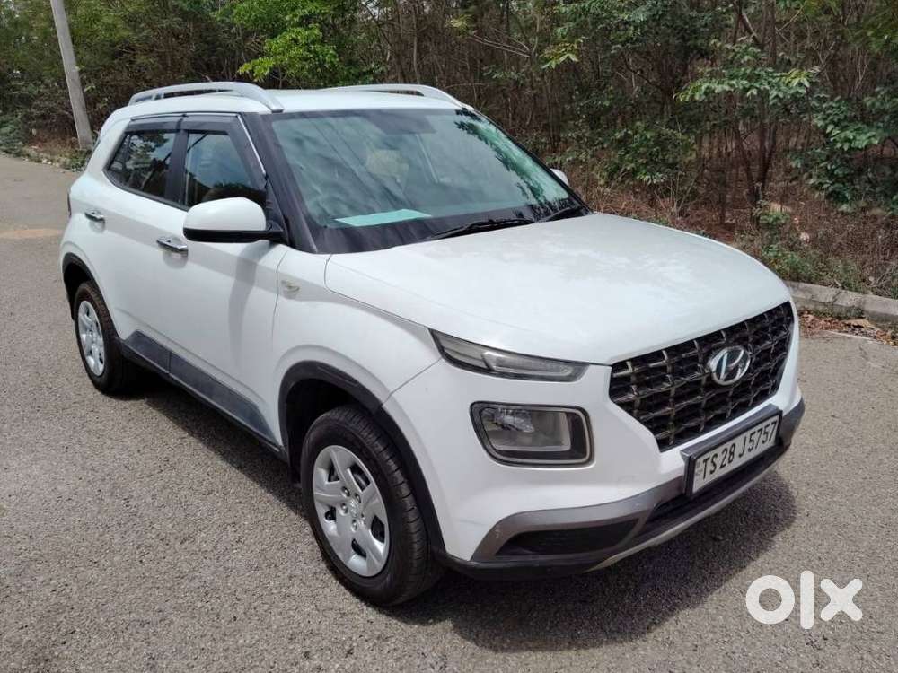 Hyundai Venue S 1.2 Petrol, 2020, Petrol