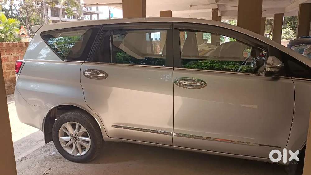 Toyota Innova Crysta Diesel 2016