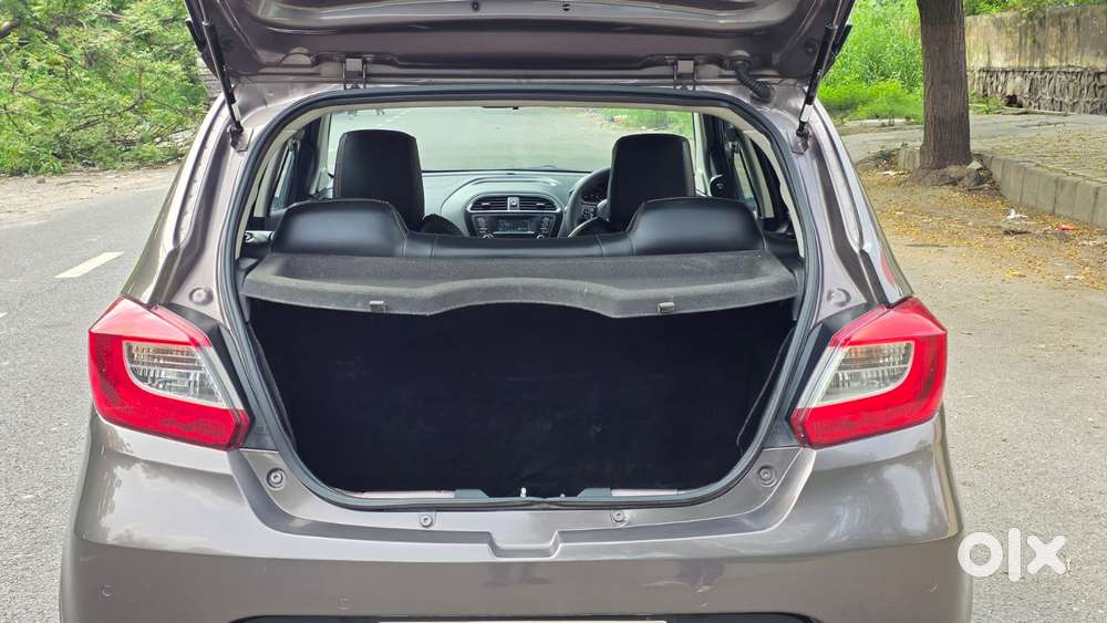 Tata Tiago 1.2 Revotron Xza, 2018, Petrol