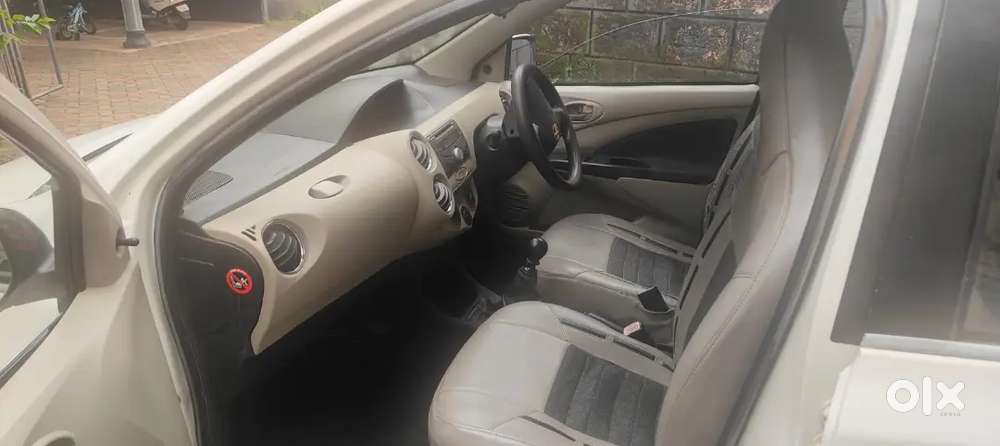 Toyota Etios 2012 Diesel 266000 Km Driven