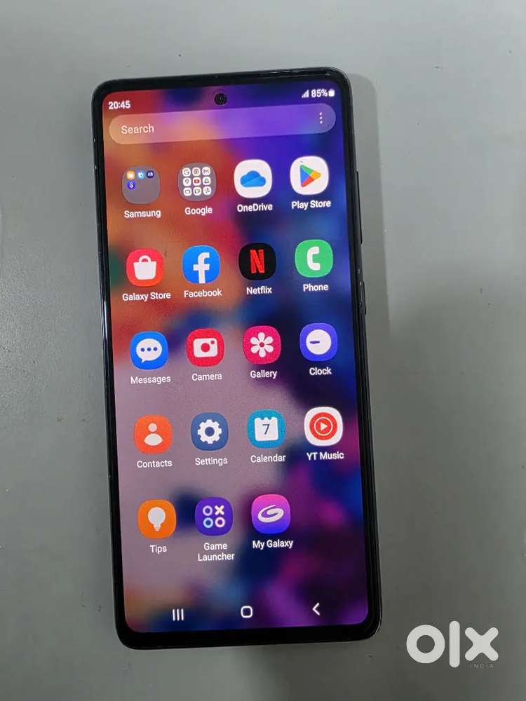 Samsung Galaxy S20 FE in excellent condition