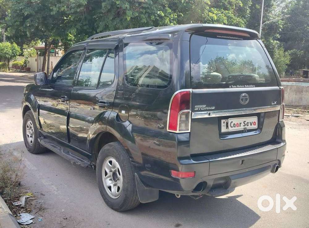 Tata Safari Storme Lx, 2014, Diesel