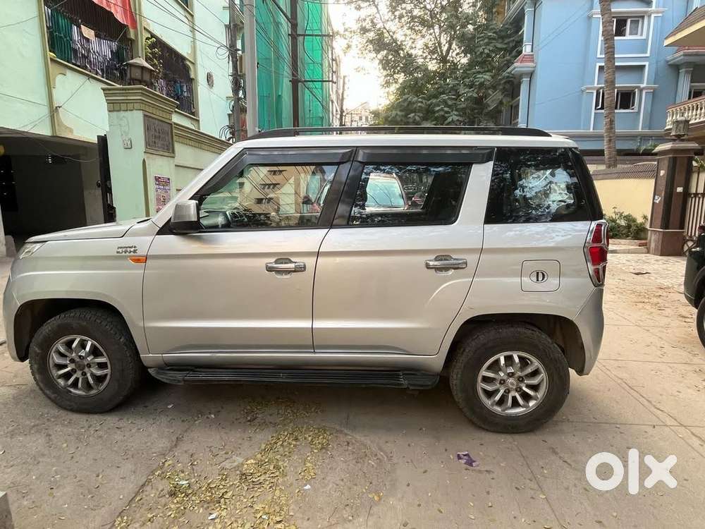 Mahindra Tuv 300 2017