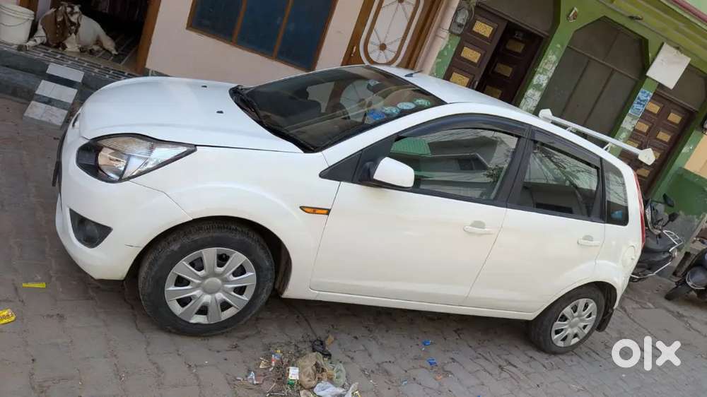 Ford Figo 2010 Cng & Hybrids Well Maintained