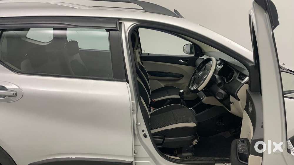 Renault Triber Rxz, 2021, Petrol