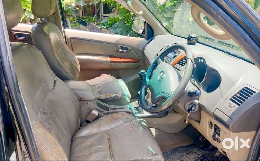 Fortuner Type 1 4x4  Model