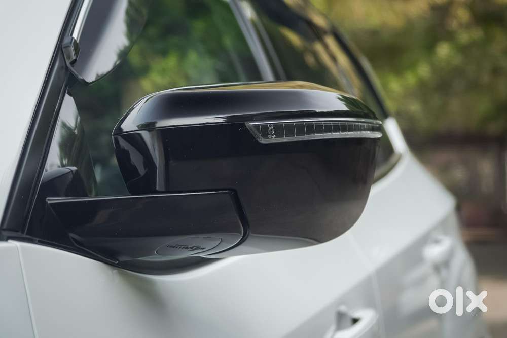 Tata Safari Pure Plus S At, 2025, Diesel