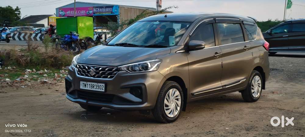 Maruti Suzuki Ertiga Vxi (o) Cng, 2025, Petrol
