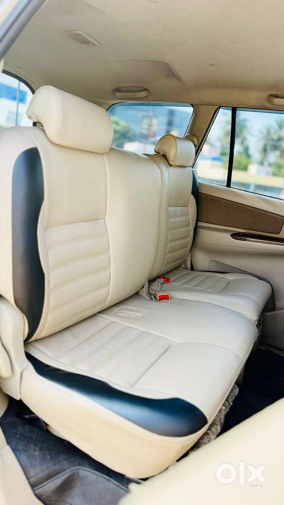 Toyota Innova 2.5 V 7 Str, 2016, Diesel