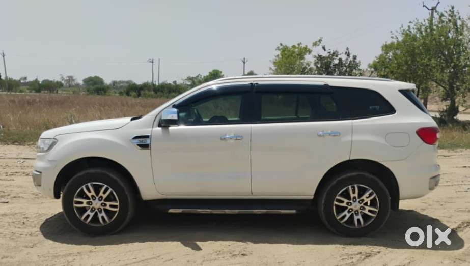 Ford Endeavour 3.2 Titanium At 4x4, 2017, Diesel