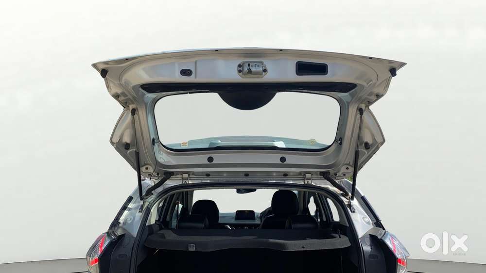 Tata Nexon 1.2 Revotron Xza Plus, 2021, Petrol
