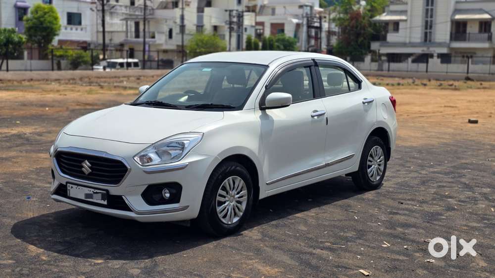 Maruti Suzuki Dzire 1.2 Vxi Amt, 2019, Petrol