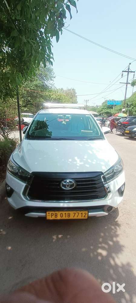 Toyota Innova Crysta 2.4 G Mt 7 Str, 2018, Diesel