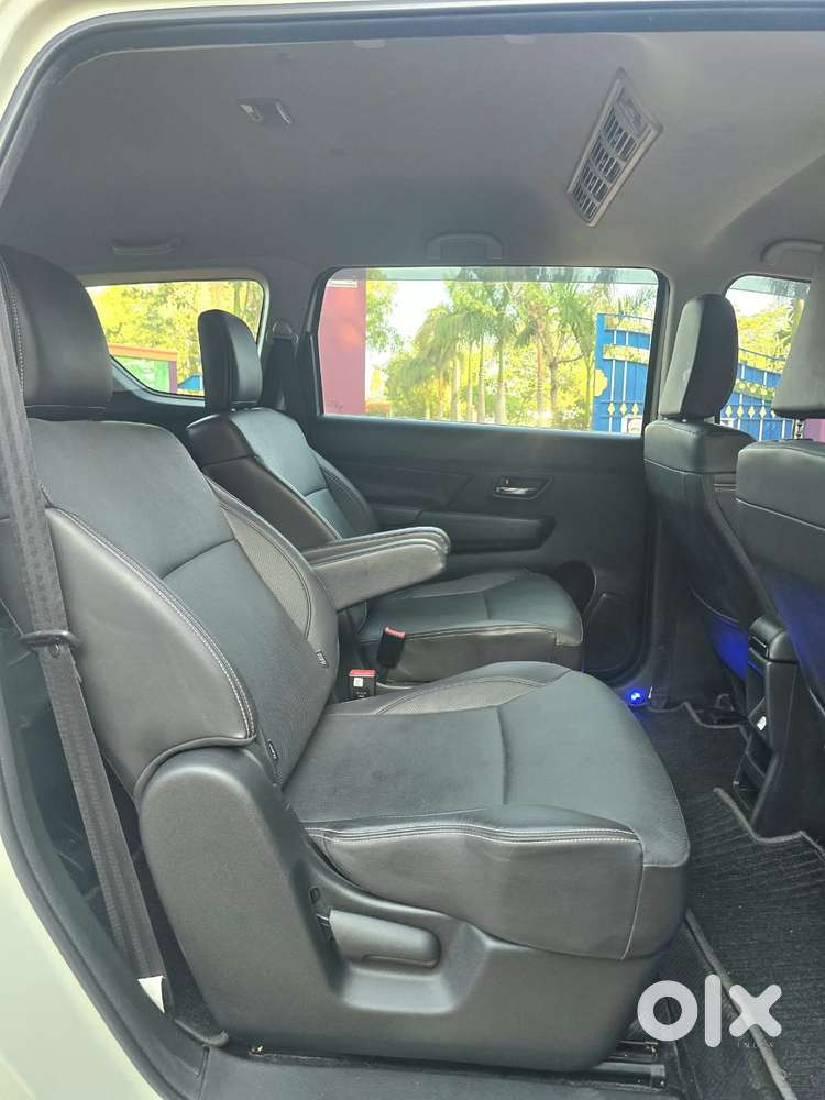 Maruti Suzuki Xl6 1.5 Alpha Mt, 2023, Petrol