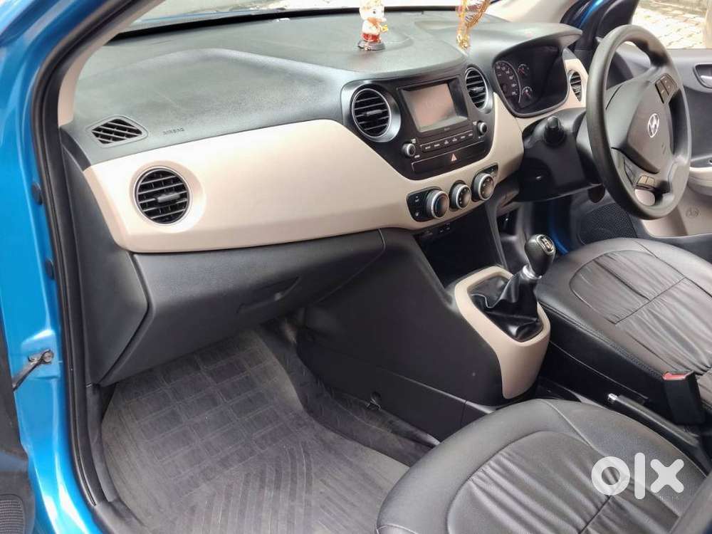 Hyundai Grand I10 Sportz, 2017, Petrol