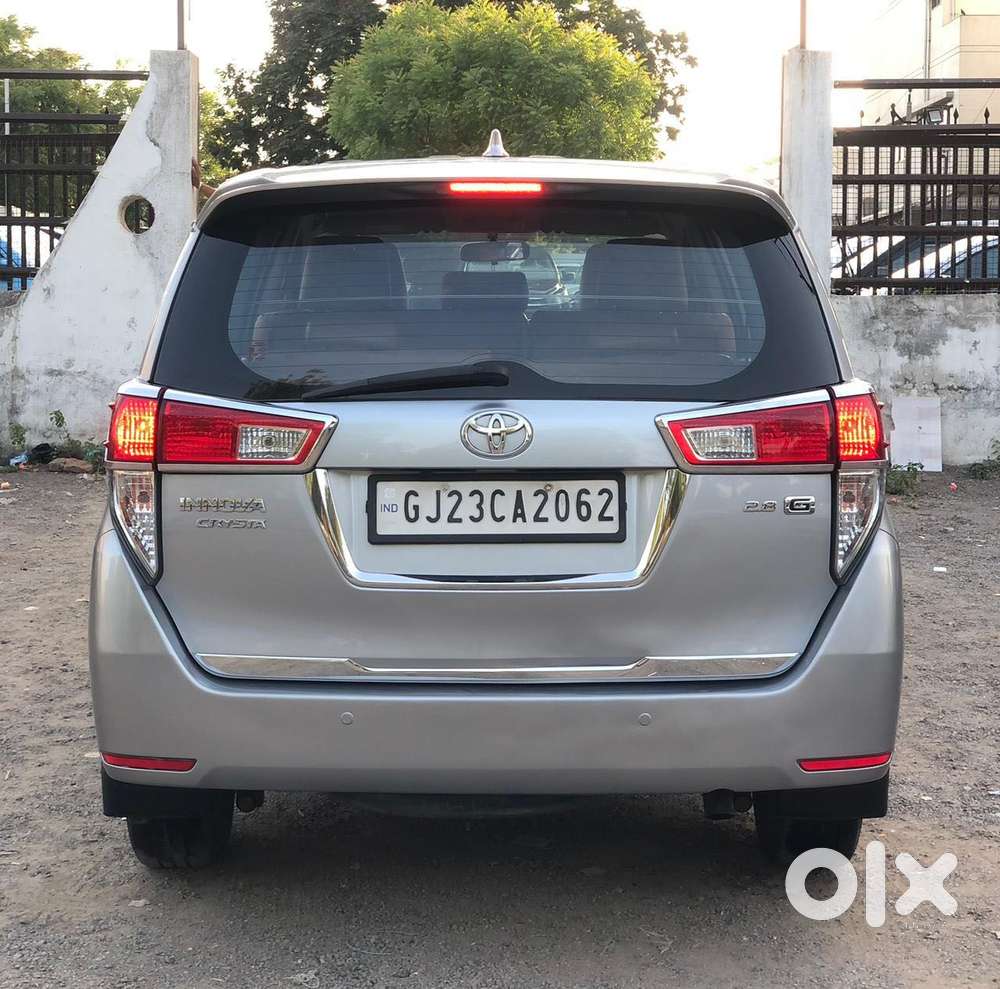 Toyota Innova Crysta 2.8 Gx At 8 Seater, 2017, Diesel