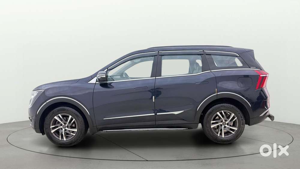 Mahindra Xuv700 2.2 Ax 5 Diesel At 7 Str, 2023, Diesel