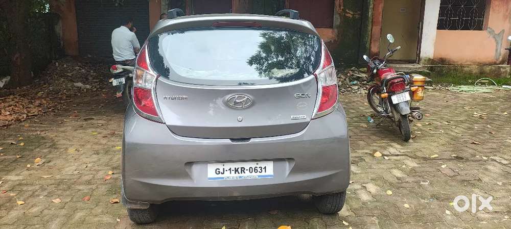 Hyundai Eon Sportz 2012