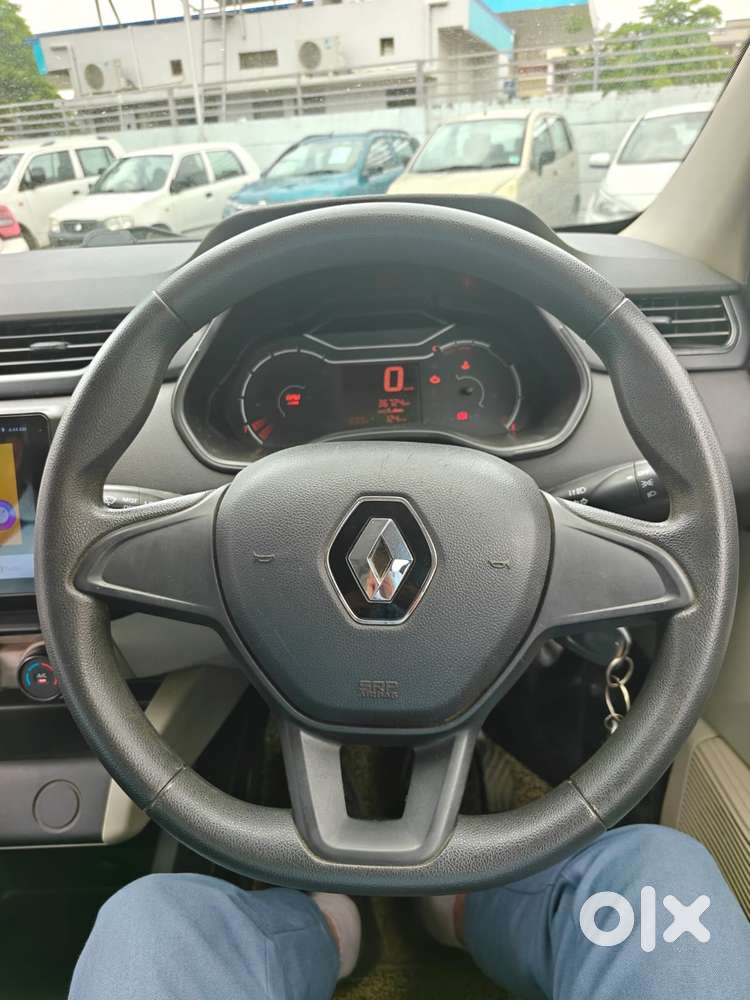 Renault Triber 1.0 Rxe, 2021, Petrol