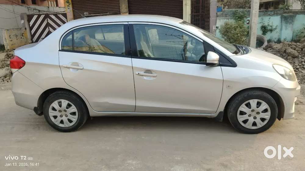 Honda Amaze 2015 Manual Petrol (serious Buyers Only)