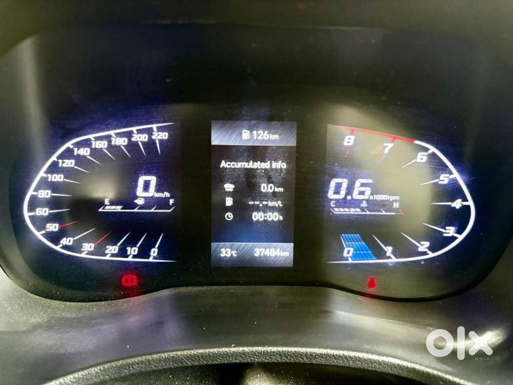 Hyundai Verna 1.5 Sx Petrol Mt, 2020, Petrol