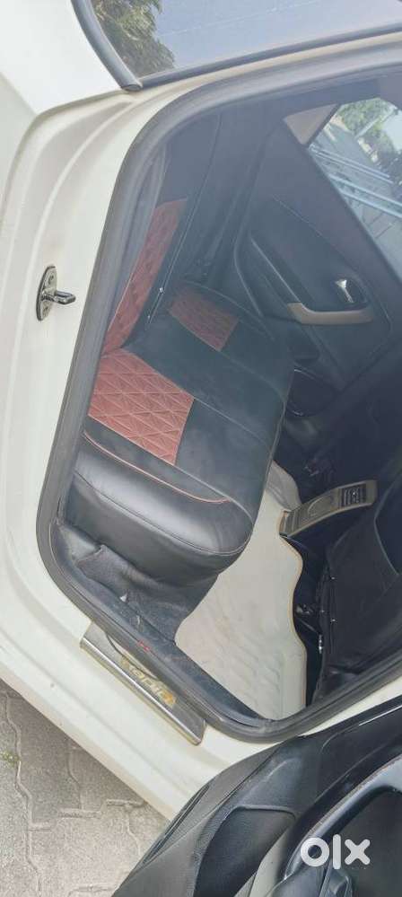Skoda Rapid 1.6 Elegance Tdi, 2013