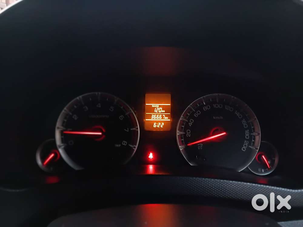 Maruti Suzuki Swift Vxi Optional, 2017, Petrol