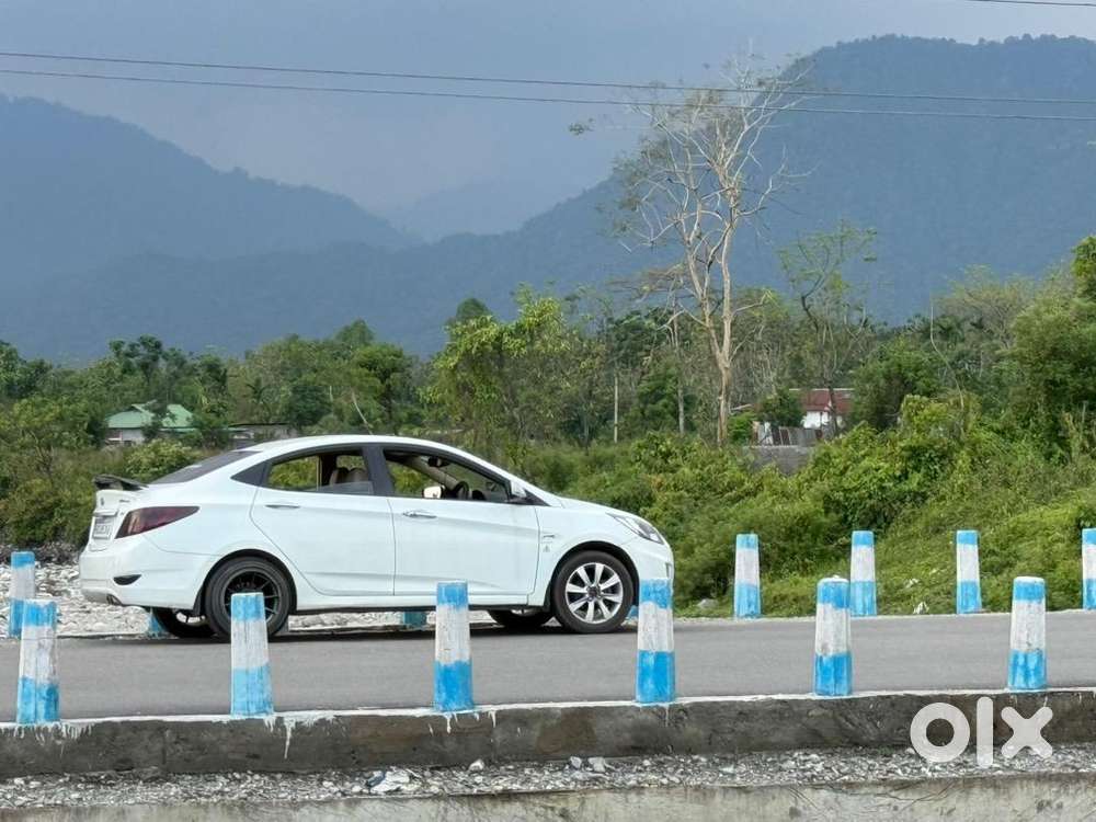 Hyundai Verna 2012 Petrol Well Maintained