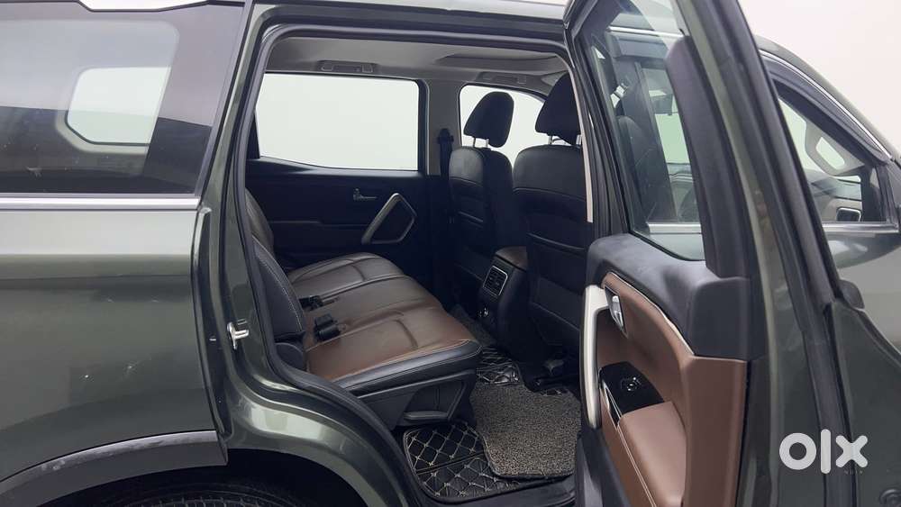 Mahindra Scorpio N Z8 Petrol At 7 Str, 2023, Petrol