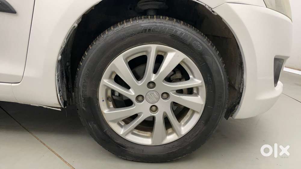 Maruti Suzuki Swift 1.3 Zxi, 2012, Petrol