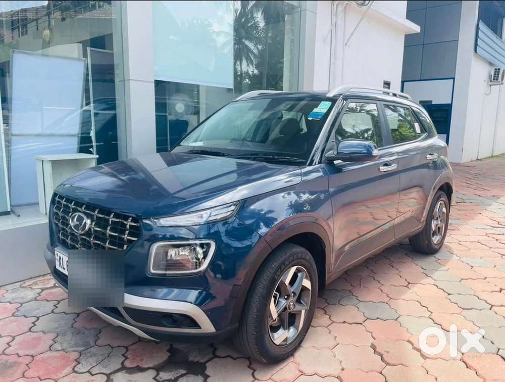 Hyundai Venue Petrol 2021