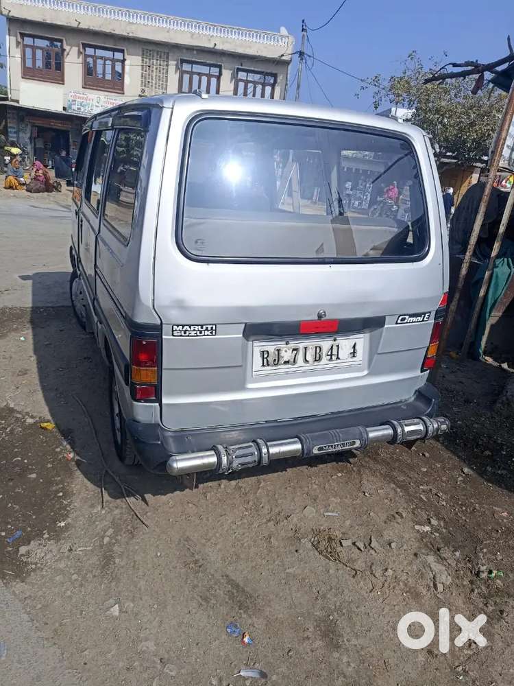 Omni Good Condition 2011 Model
New Gadi Leni Hai.isliye Sell Karni Hai