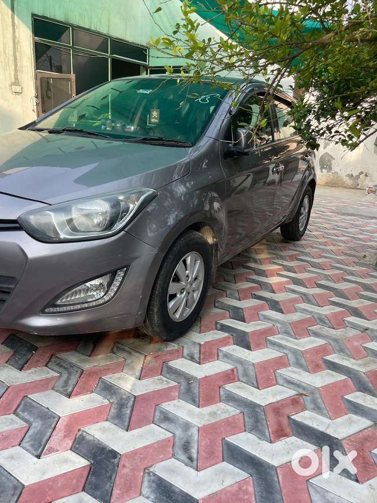 Hyundai I20 2013 Diesel Good Condition Top Model