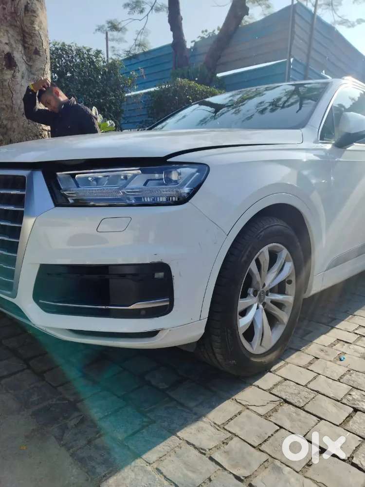 Audi Q7 2019 Diesel 62000 Km Driven