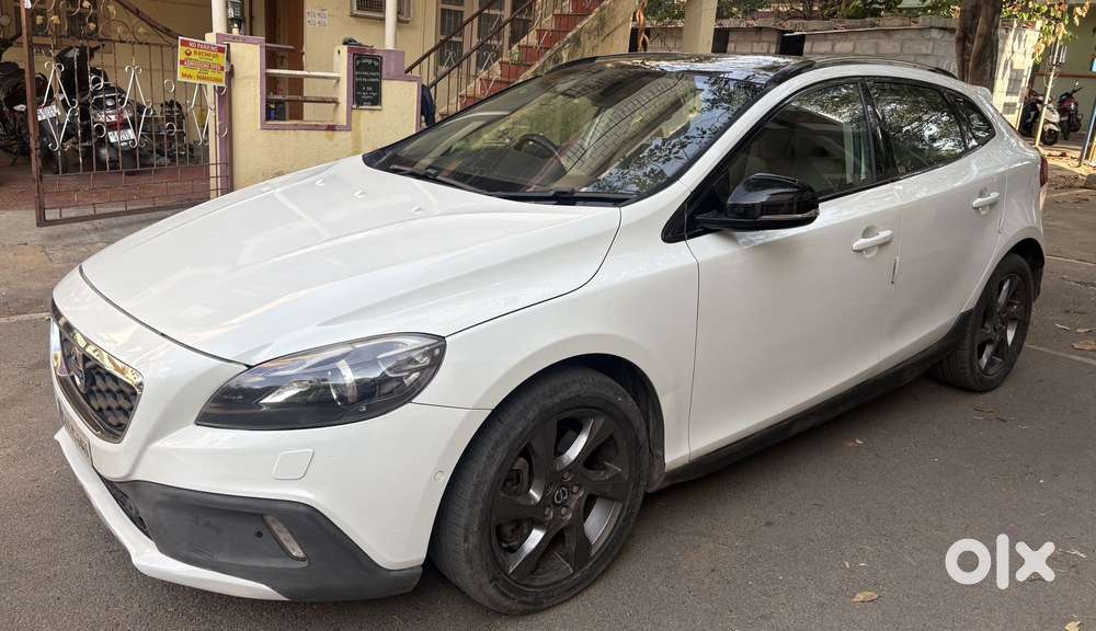 Volvo V40 Cross Country D3, 2015, Diesel