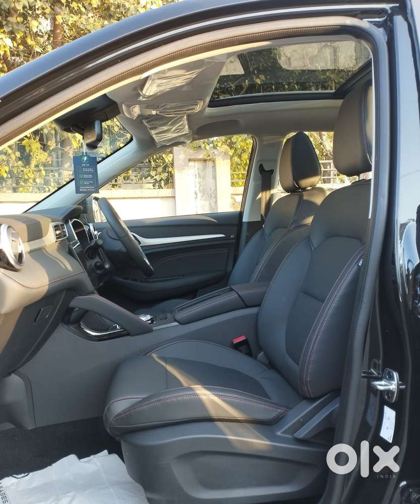 Mg Zs Ev, 2025, Electric