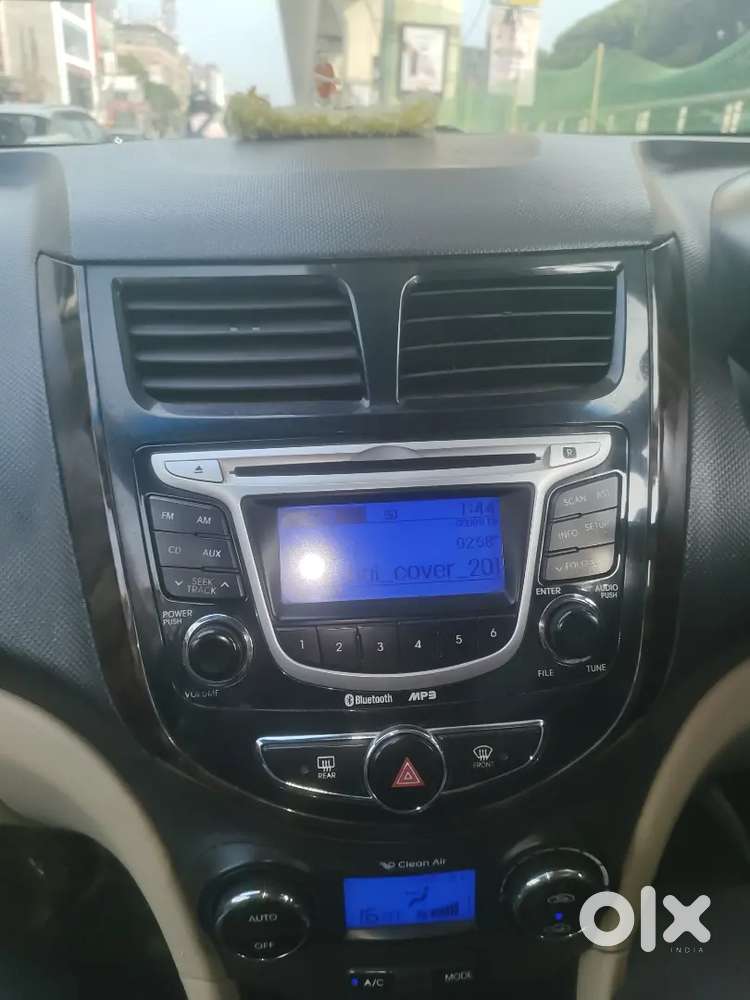 Hyundai Verna 1.6 2012 Petrol