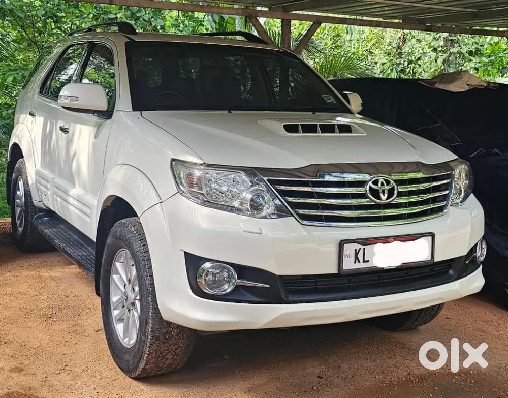 Toyota Fortuner 4x2 Automatic 2013 Diesel Well Maintained