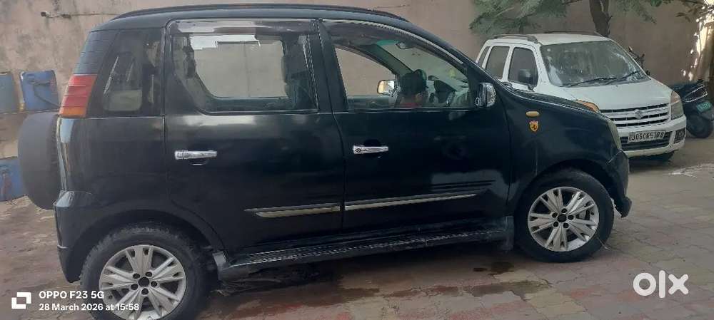 Mahindra Quanto 2012 Diesel 99000 Km Driven