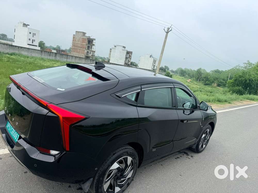 Mahindra Xev 9e Pack Three 2025
