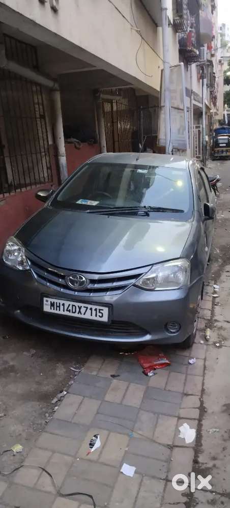 Toyota Etios 1.5 G 2013