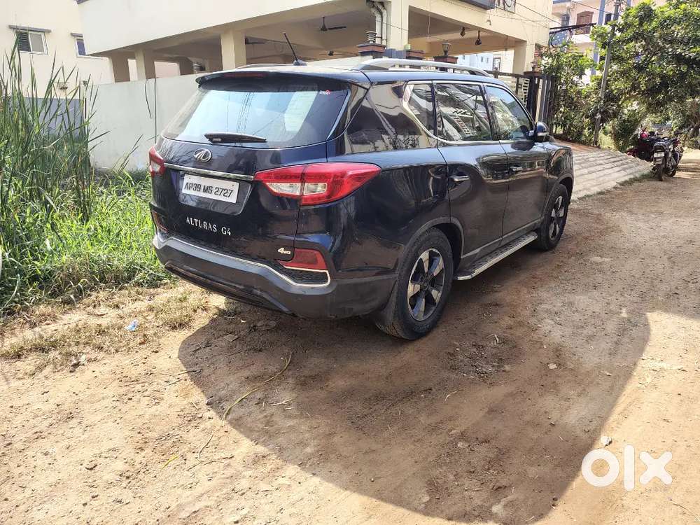 Mahindra Alturas G4 2022 Diesel Well Maintained