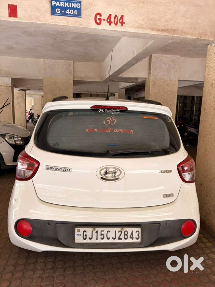 Hyundai Petrol Manual 2019