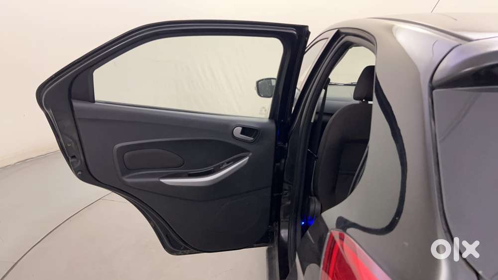 Ford Figo 1.2p Trend Mt, 2016, Petrol