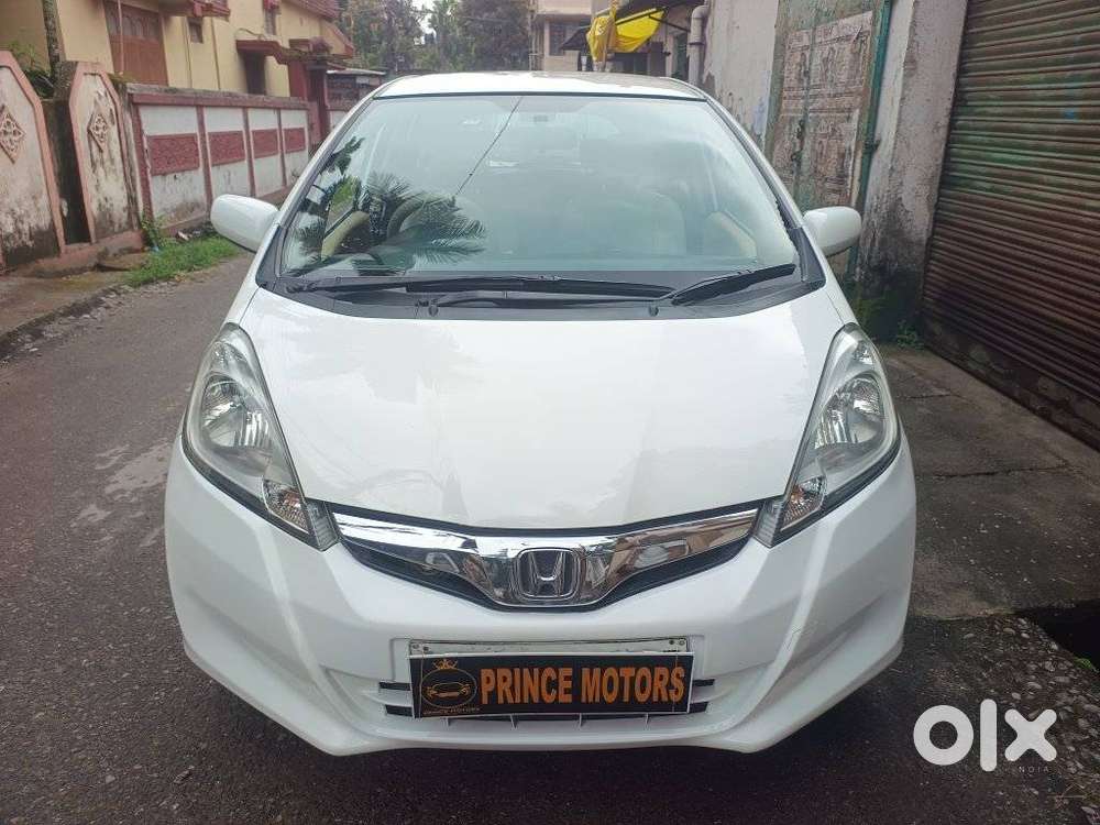 Honda Jazz S Mt I-vtec, 2012, Petrol