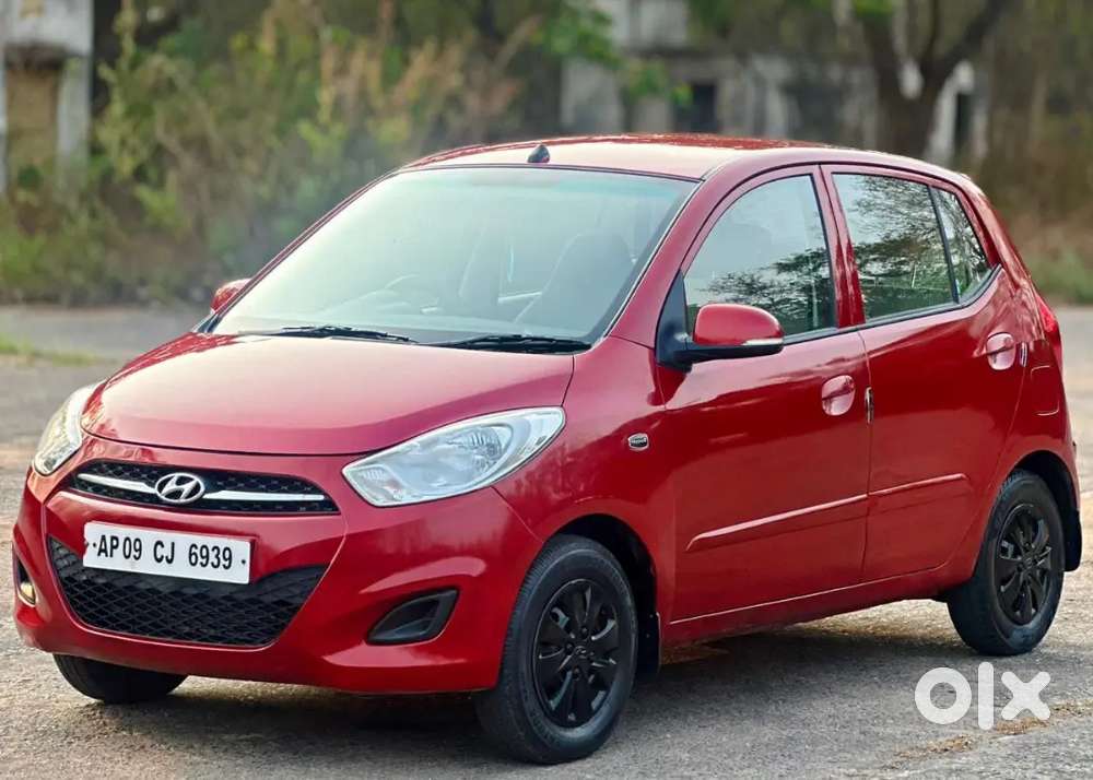 Hyundai I10 Sportz 2012 , Automatic